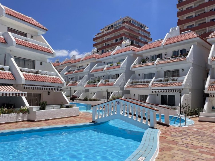 Avd Arquitecto Gomez Cuesta - Playa de las Americas - 