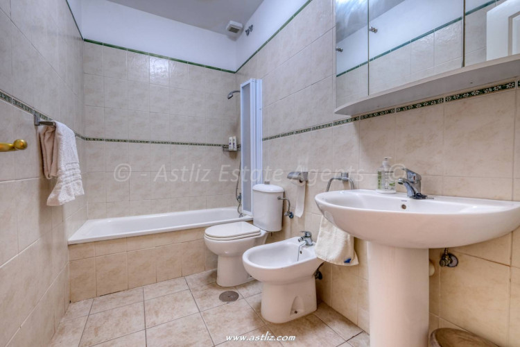 Calle Caleta del Jurado - Puerto de Santiago - 