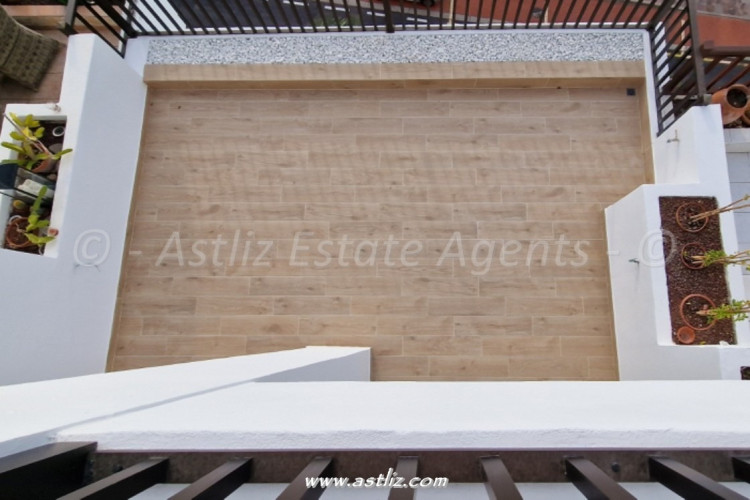 Avenida Jose Gonzalez Fortes - Acantilados De Los Gigantes - 