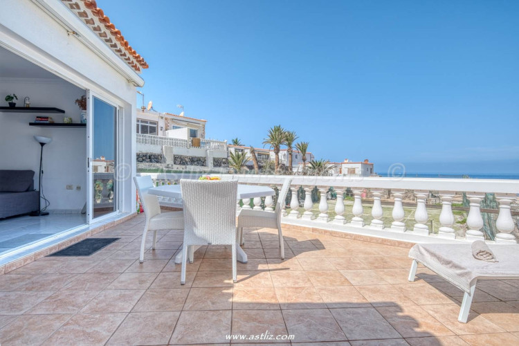 Avenida Jose Gonzalez Fortes - Acantilados De Los Gigantes - 