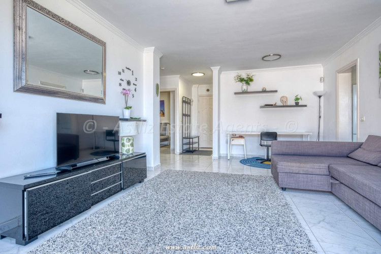 Avenida Jose Gonzalez Fortes - Acantilados De Los Gigantes - 