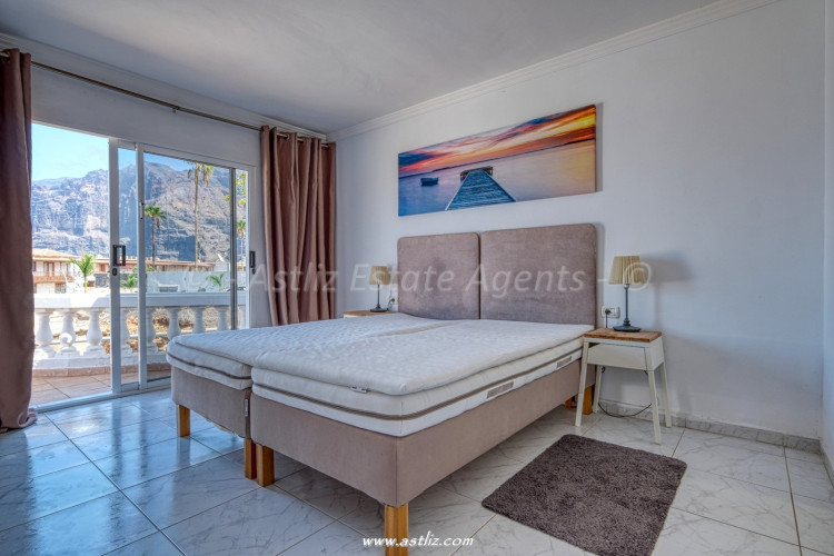 Avenida Jose Gonzalez Fortes - Acantilados De Los Gigantes - 