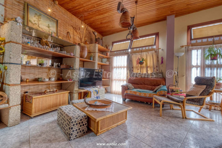 Avenida Emigrante - Playa San Juan - 