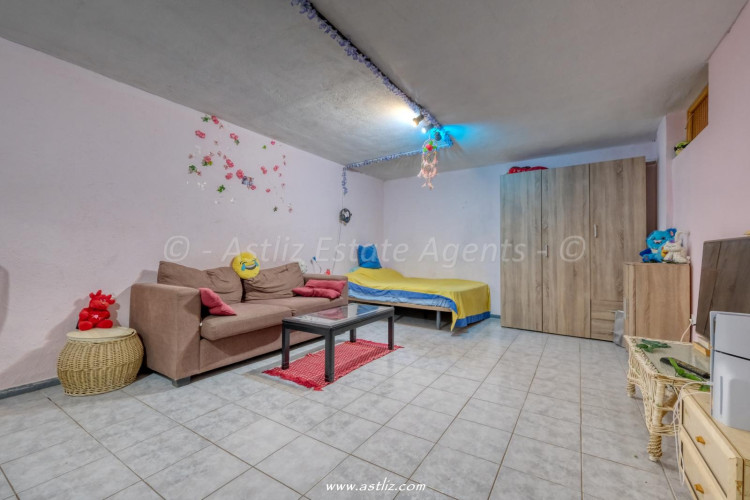 Avenida Emigrante - Playa San Juan - 