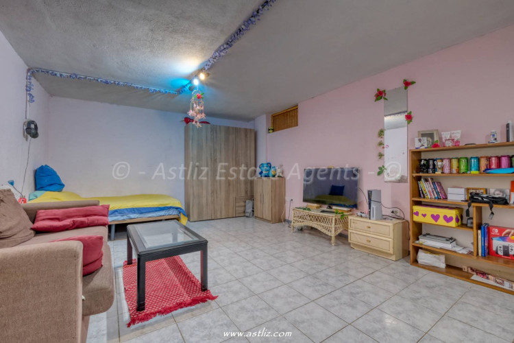 Avenida Emigrante - Playa San Juan - 