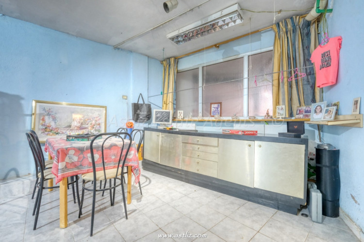 Avenida Emigrante - Playa San Juan - 