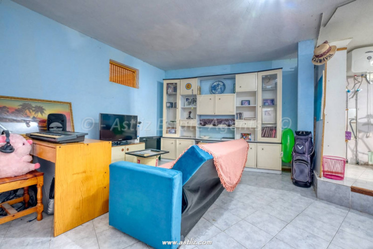 Avenida Emigrante - Playa San Juan - 