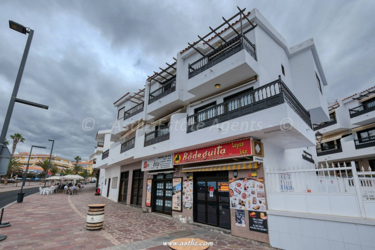 Avenida Emigrante - Playa San Juan - 