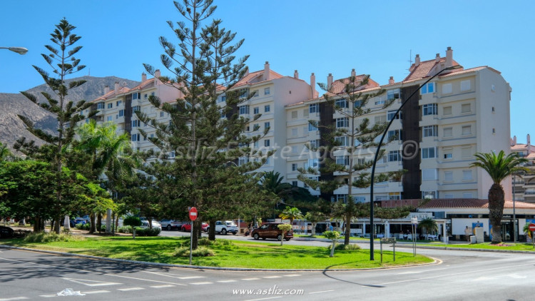 Avda Juan carlos 1 - Los Cristianos - 