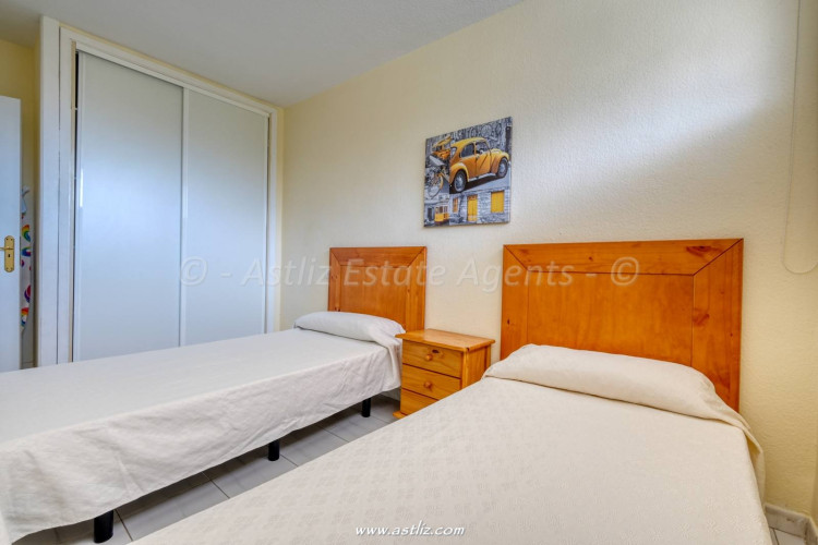 Avda Juan carlos 1 - Los Cristianos - 