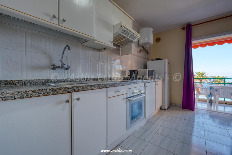 Avda Juan carlos 1 - Los Cristianos - 