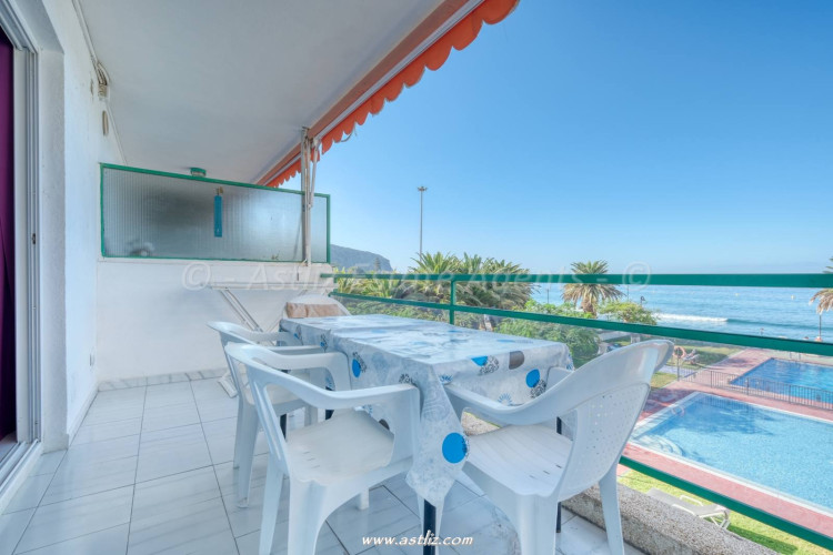 Avda Juan carlos 1 - Los Cristianos - 