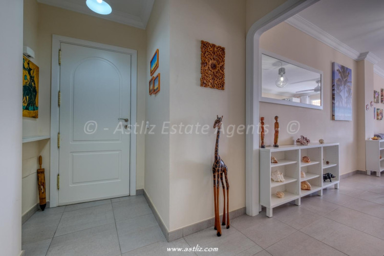 Avenida Maritima - Playa De La Arena - 