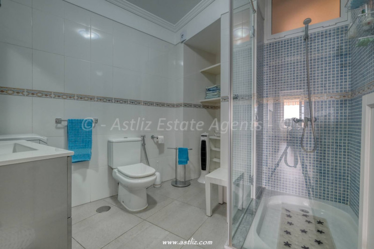 Avenida Maritima - Playa De La Arena - 