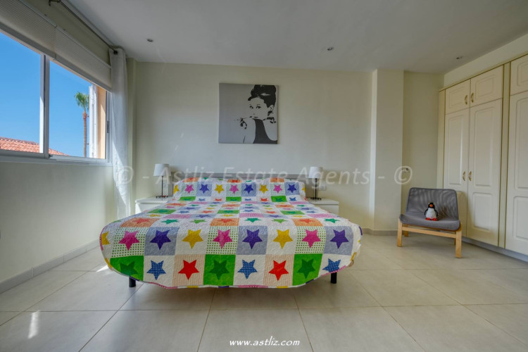 Calle La Hondura - Puerto De Santiago - 