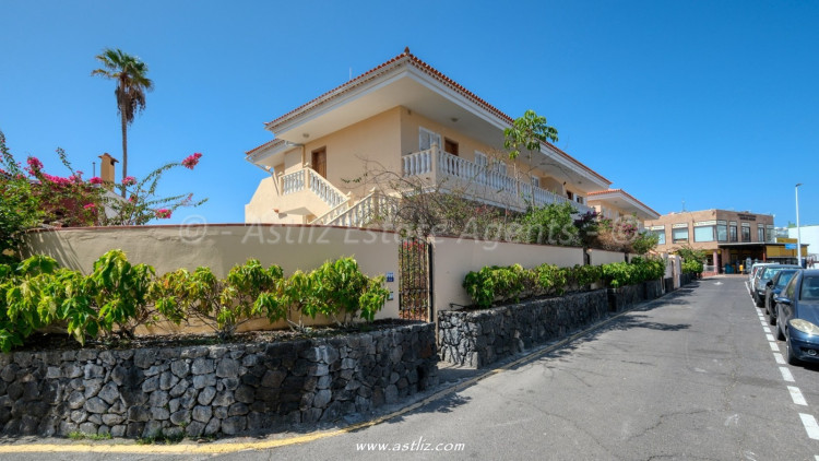 Calle La Hondura - Puerto De Santiago - 