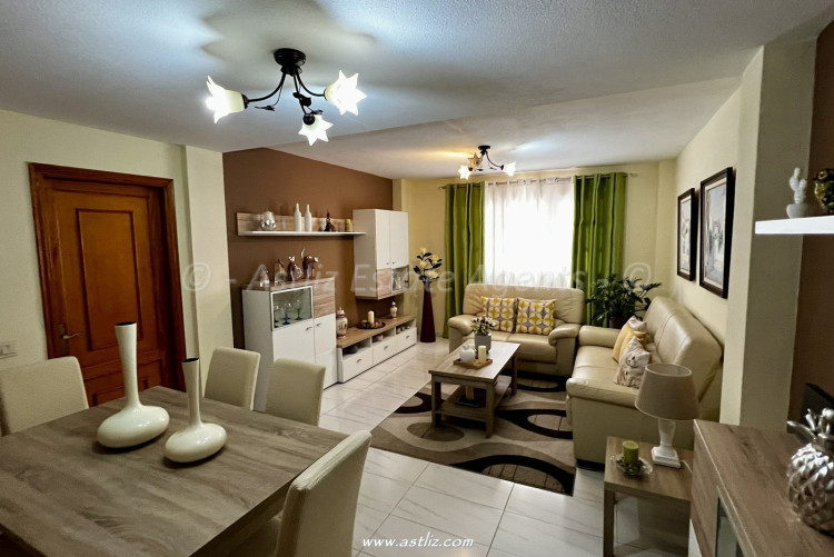 Avenida La Constitucion - Adeje - 