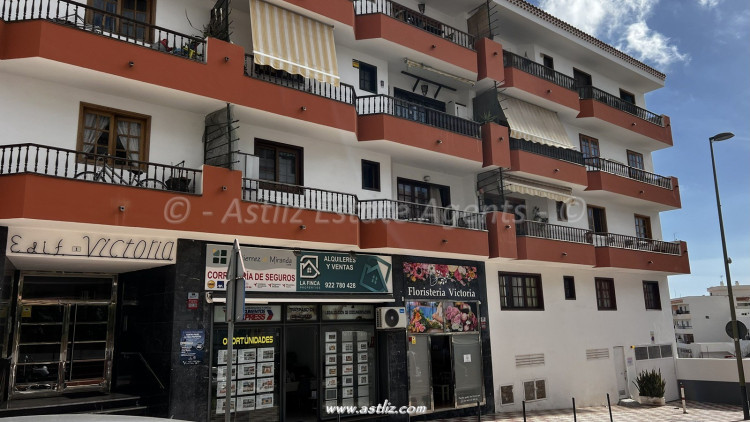 Avenida La Constitucion - Adeje - 