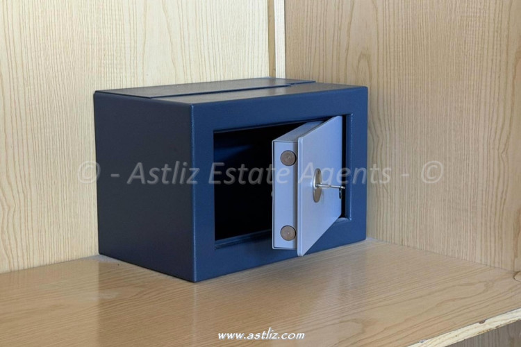 Calle Los Guidos - Acantilado De Los Gigantes - 