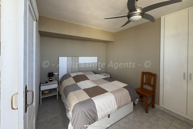 Avenida Quinto Centenario - Acantilado De Los Gigantes - 