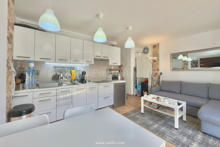 Calle Los Angeles - Puerto de Santiago - 