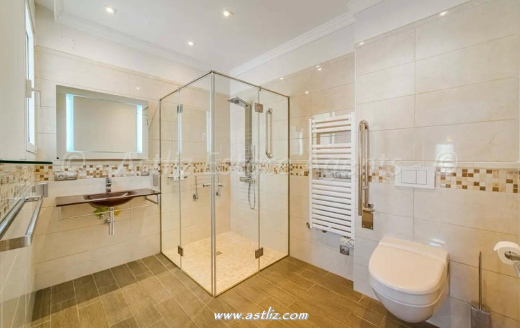 Calle Alcojora - La Caleta - 