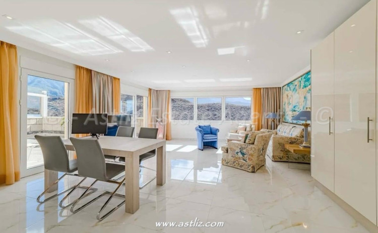 Calle Alcojora - La Caleta - 