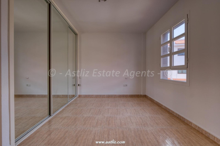 Calle Perseo - Costa Del Silencio - 