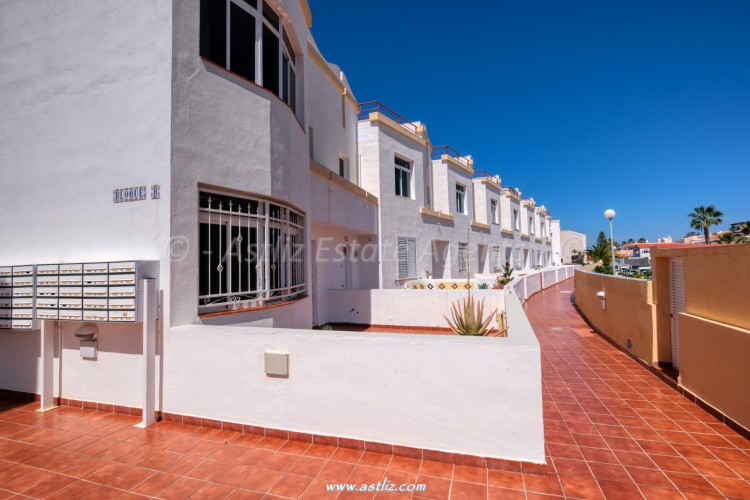 Calle El Mojon - Callao Salvaje - 
