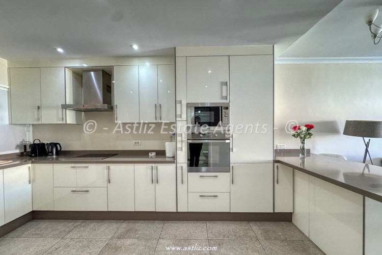 Avenida Maritima 25 - Puerto de Santiago - 