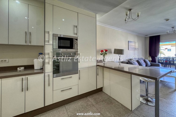 Avenida Maritima 25 - Puerto de Santiago - 
