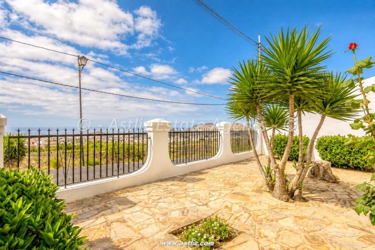 Calle Solana 24, Ur. Rosas del Guanche - Valle San Lorenzo  - 