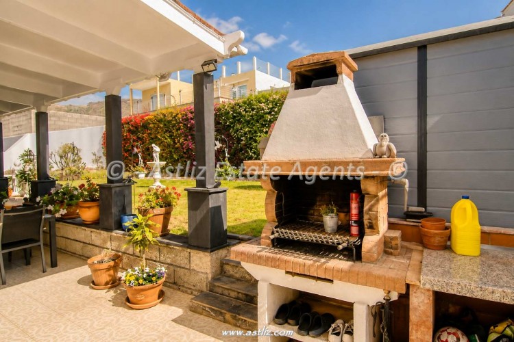 Calle Solana 24, Ur. Rosas del Guanche - Valle San Lorenzo  - 