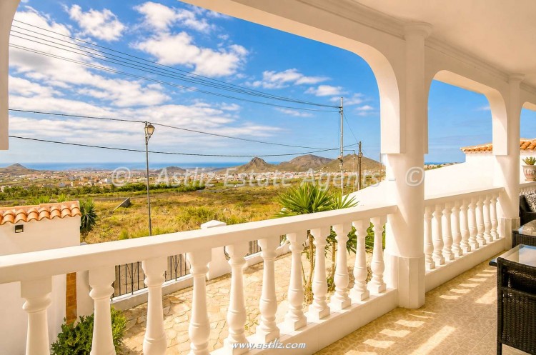 Calle Solana 24, Ur. Rosas del Guanche - Valle San Lorenzo  - 