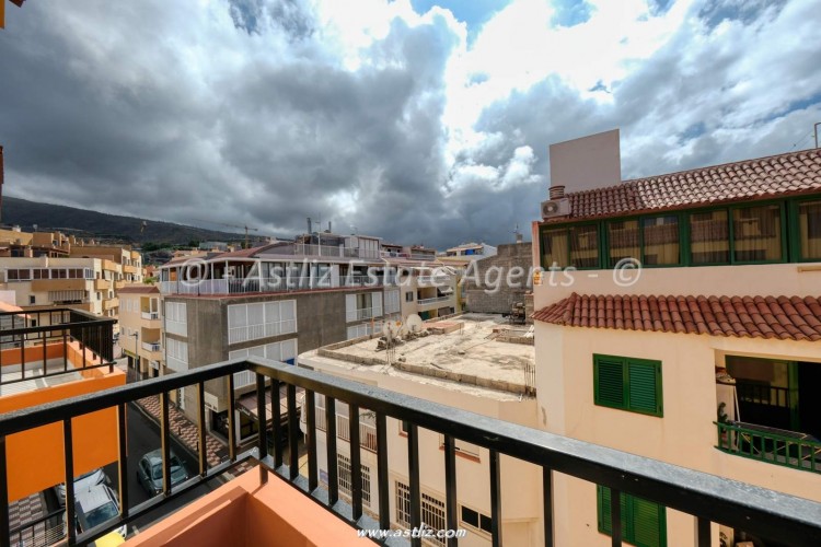 Calle Los Angeles - Puerto De Santiago - 