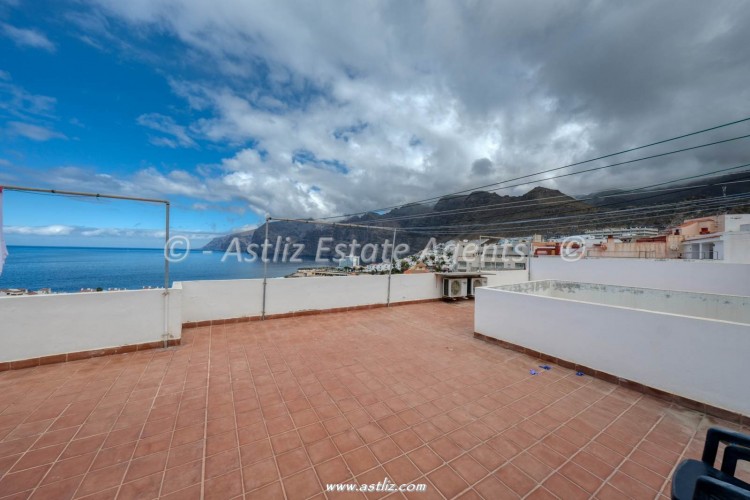 Calle Los Angeles - Puerto De Santiago - 
