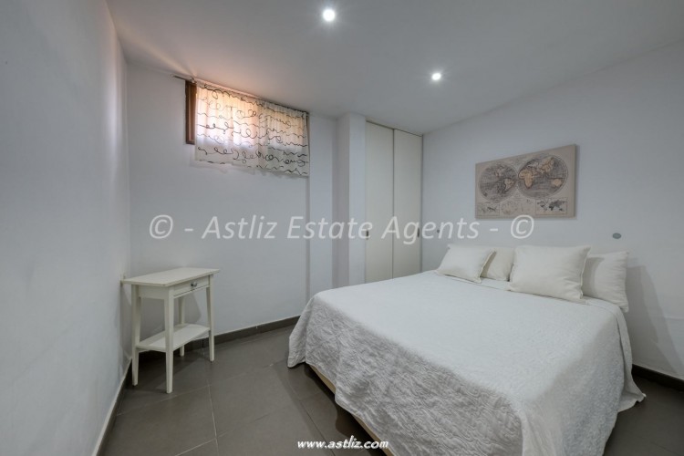 Calle Jose Gonzalez Gonzalez - Puerto De Santiago - 